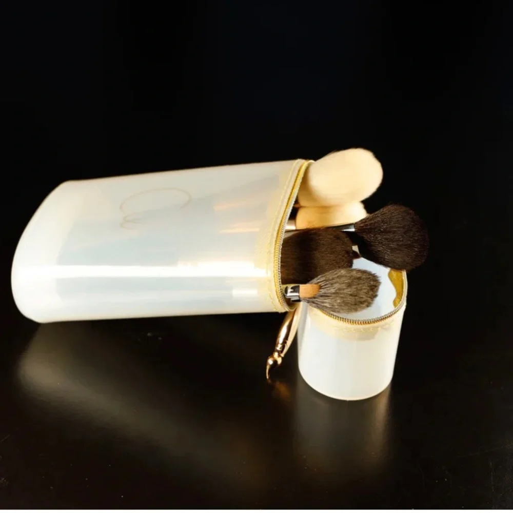 New Makeup Brush Travel Case / Holder in Transparent Silicone